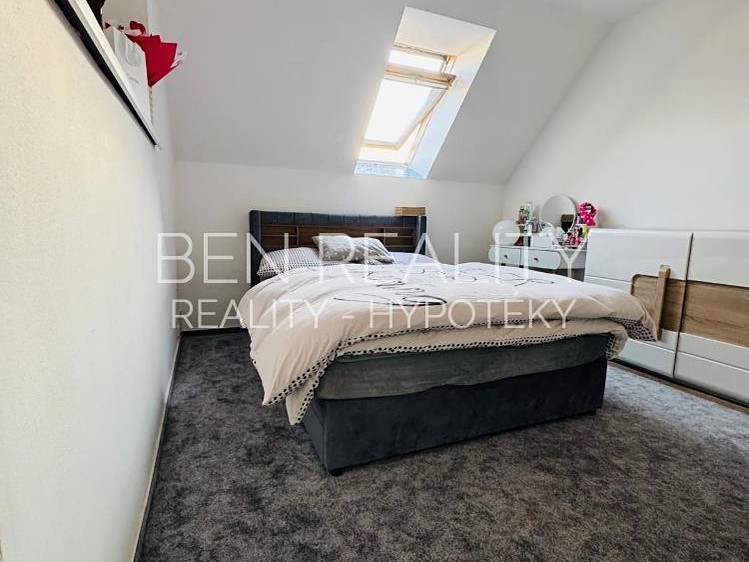 Prodej rodinného domu 130 m², pozemek 182 m² - foto 7