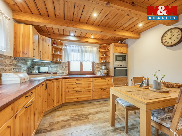 Prodej  rodinného domu 100 m², pozemek 766 m² - foto 8