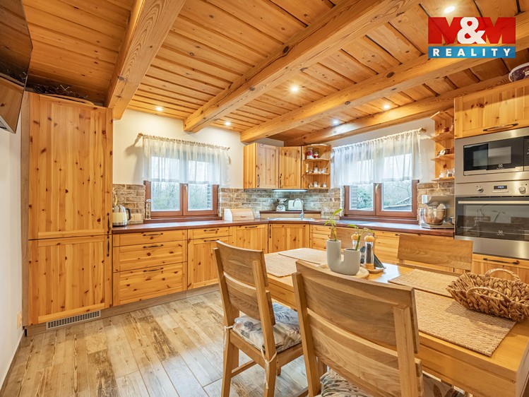 Prodej  rodinného domu 100 m², pozemek 766 m² - foto 7