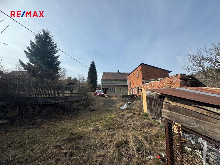 Prodej rodinného domu 127 m², pozemek 658 m² - foto 1