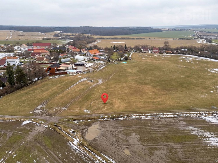 Prodej stavebního pozemku 1 035 m² - foto 3