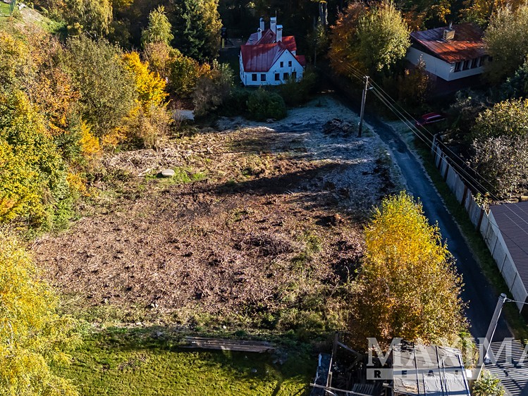 Prodej stavebního pozemku 1 616 m² - foto 2