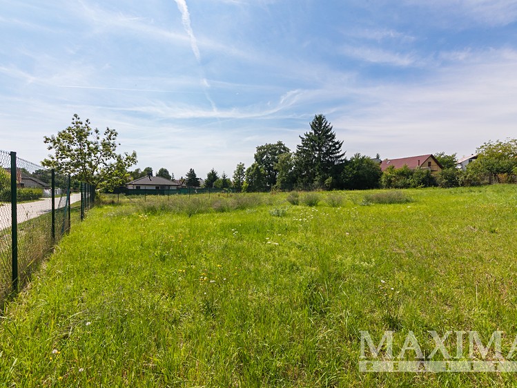 Prodej  pozemku 1 240 m² - foto 8