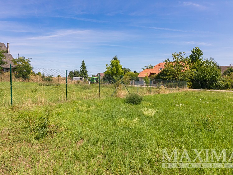 Prodej  pozemku 1 240 m² - foto 6