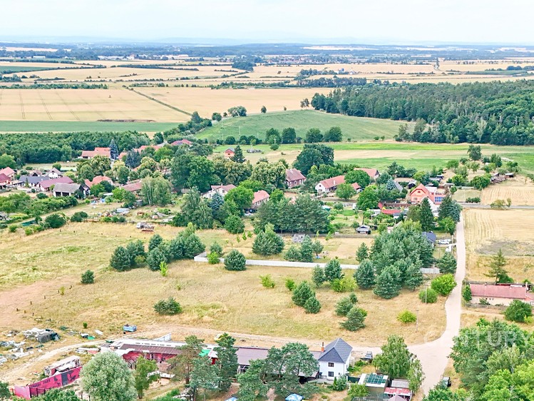 Prodej  stavebního pozemku 5 657 m² - foto 5