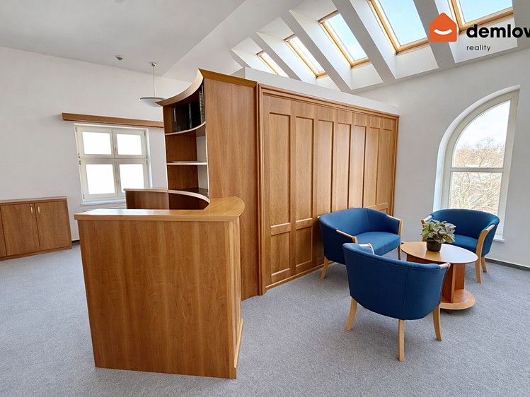 Pronájem kanceláře 113 m² - foto 5
