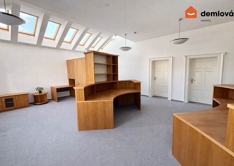 Pronájem kanceláře 113 m² - foto 8