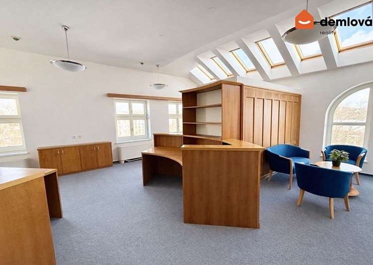 Pronájem kanceláře 113 m² - foto 7