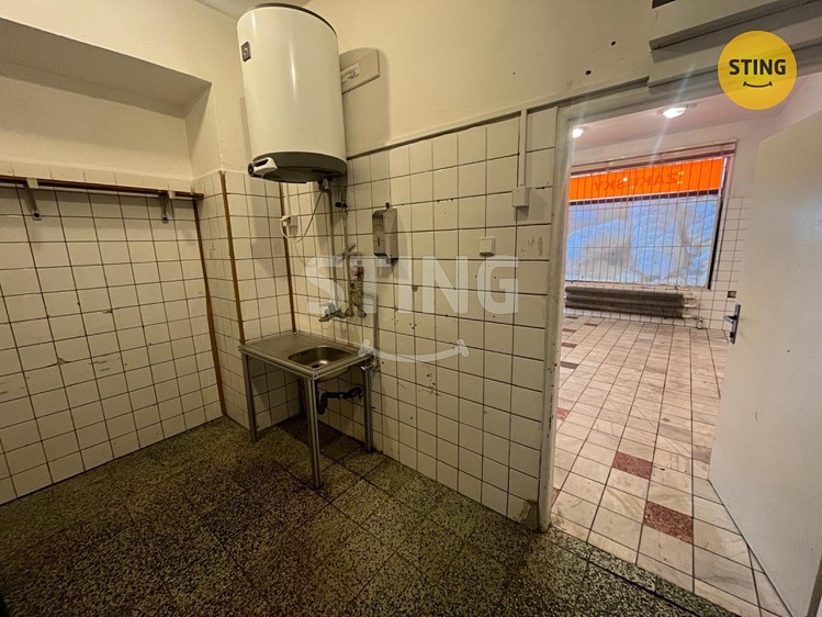 Pronájem skladového prostoru 46 m² - foto 5