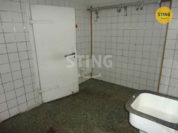 Pronájem skladového prostoru 46 m² - foto 8
