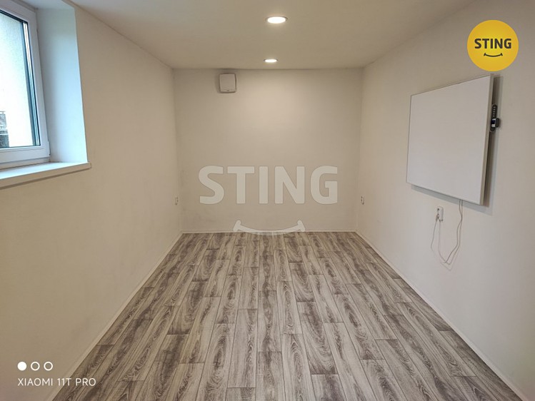 Pronájem komerční nemovitosti 69 m² - foto 3