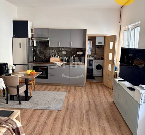 Pronájem obchodního prostoru 50 m² - foto 4