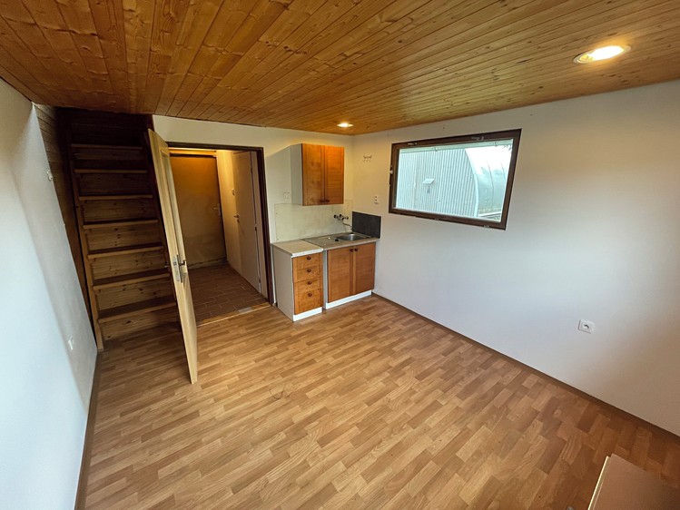 Pronájem kanceláře 33 m² - foto 1