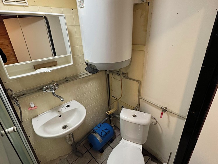 Pronájem kanceláře 33 m² - foto 5