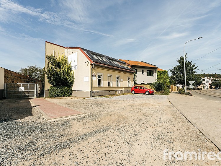 Pronájem kanceláře 20 m² - foto 1