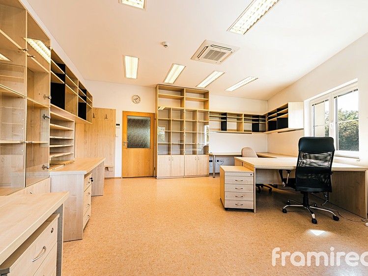 Pronájem kanceláře 20 m² - foto 2