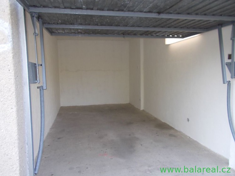 Prodej garáže 20 m² - foto 3