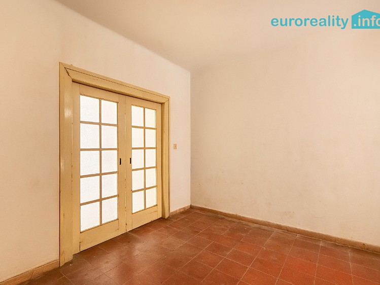 Prodej rodinného domu 218 m², pozemek 191 m² - foto 5