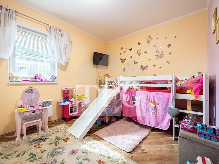 Prodej rodinného domu 144 m², pozemek 827 m² - foto 7