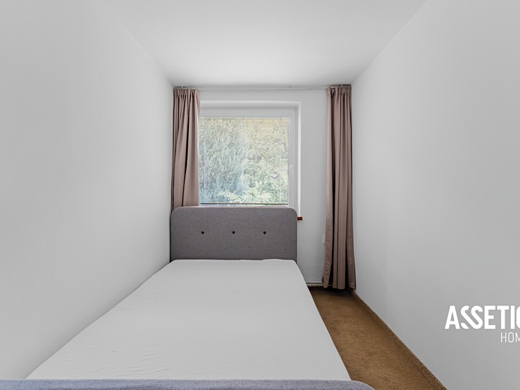 Prodej rodinného domu 244 m², pozemek 792 m² - foto 6