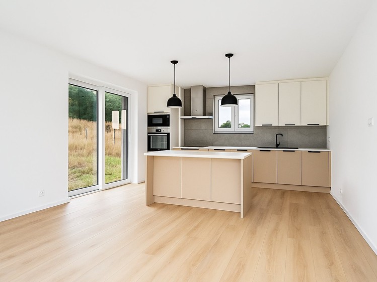 Prodej rodinného domu 122 m², pozemek 979 m² - foto 8