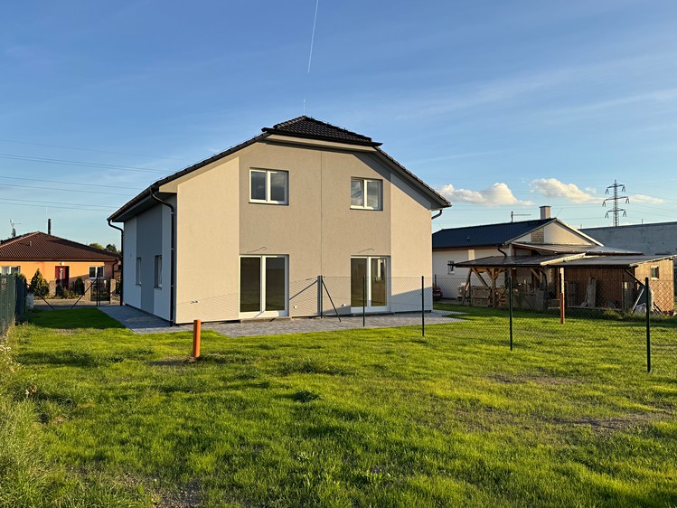 Prodej  rodinného domu 99 m², pozemek 326 m² - foto 3