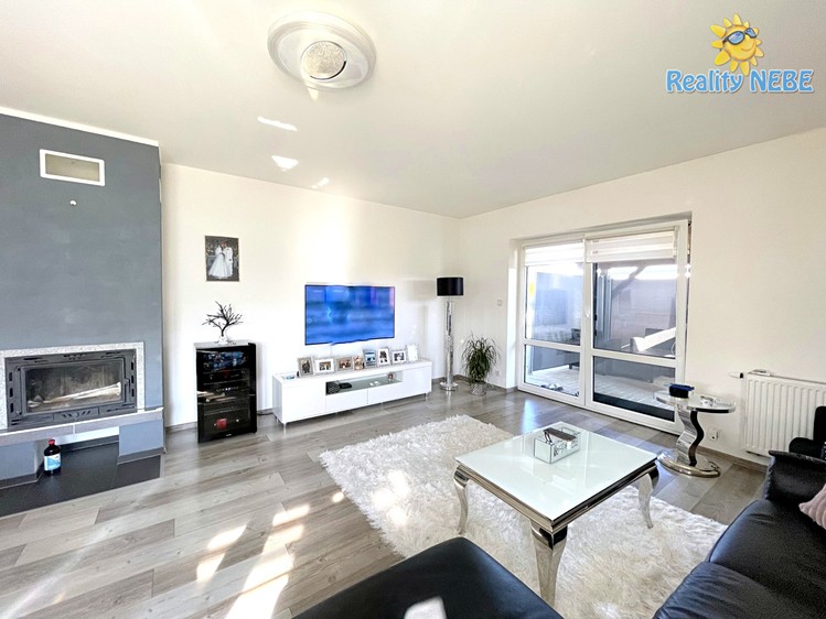 Prodej rodinného domu 109 m², pozemek 762 m² - foto 8