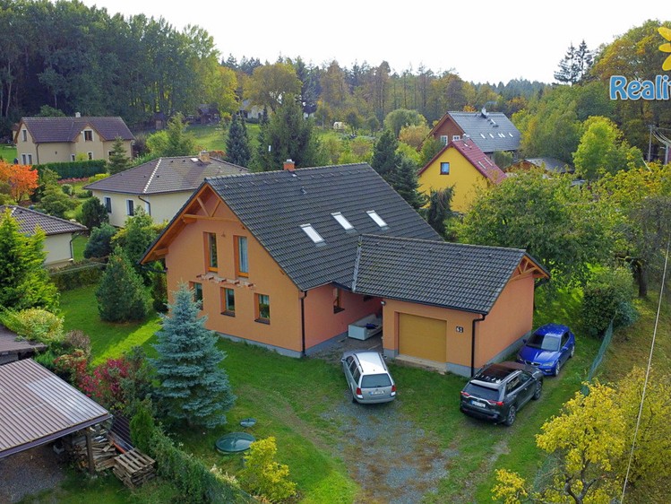 Prodej rodinného domu 151 m², pozemek 1 044 m² - foto 3