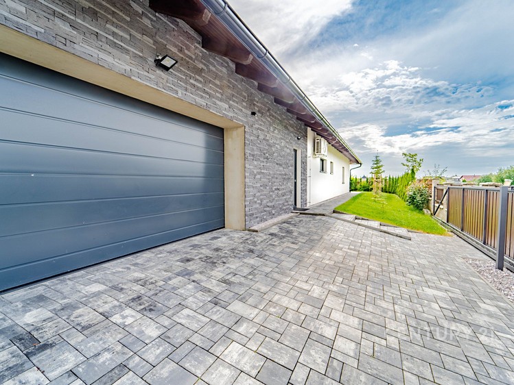 Prodej rodinného domu 417 m², pozemek 1 139 m² - foto 5