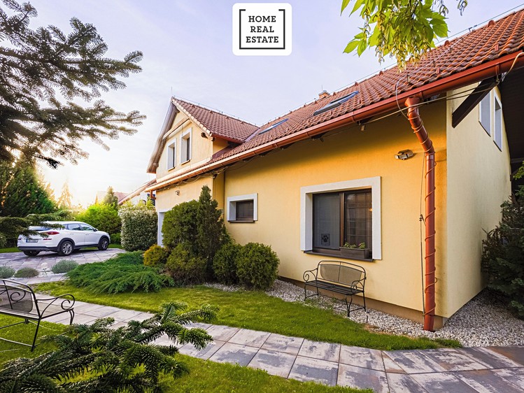 Prodej  rodinného domu 206 m², pozemek 809 m² - foto 6