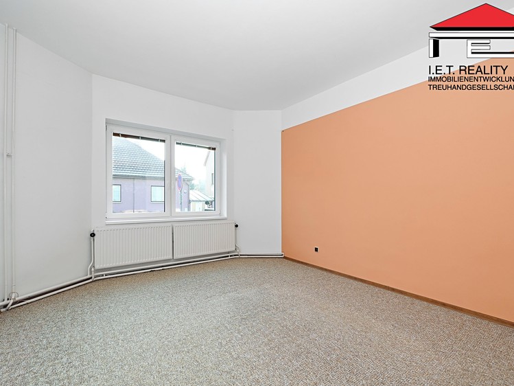 Prodej  rodinného domu 177 m², pozemek 1 813 m² - foto 4