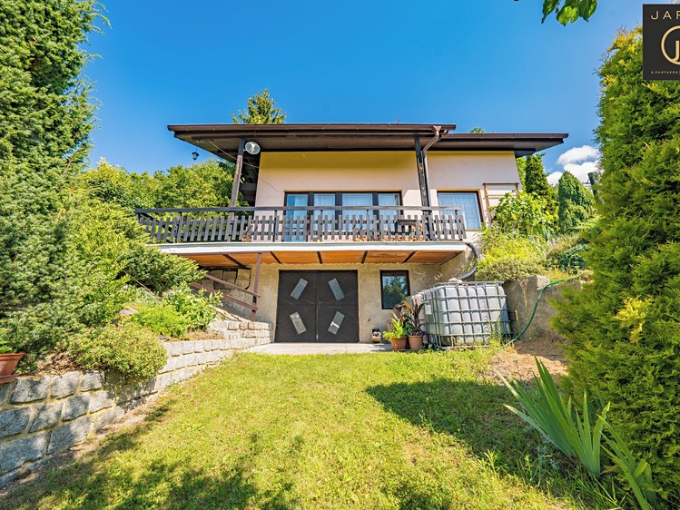 Prodej chaty 135 m², pozemek 619 m² - foto 1