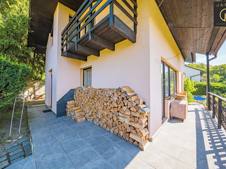 Prodej chaty 135 m², pozemek 619 m² - foto 4