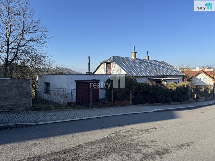 Prodej rodinného domu 76 m², pozemek 1 074 m² - foto 2