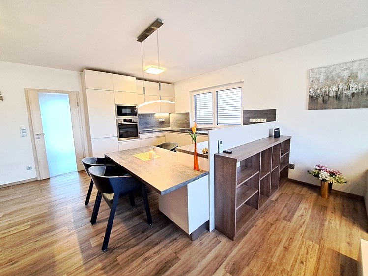 Prodej rodinného domu 190 m², pozemek 926 m² - foto 6