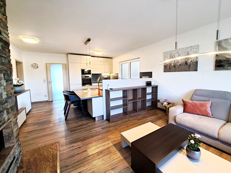 Prodej rodinného domu 190 m², pozemek 926 m² - foto 8