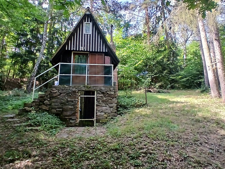 Prodej chaty 32 m², pozemek 1 244 m² - foto 1