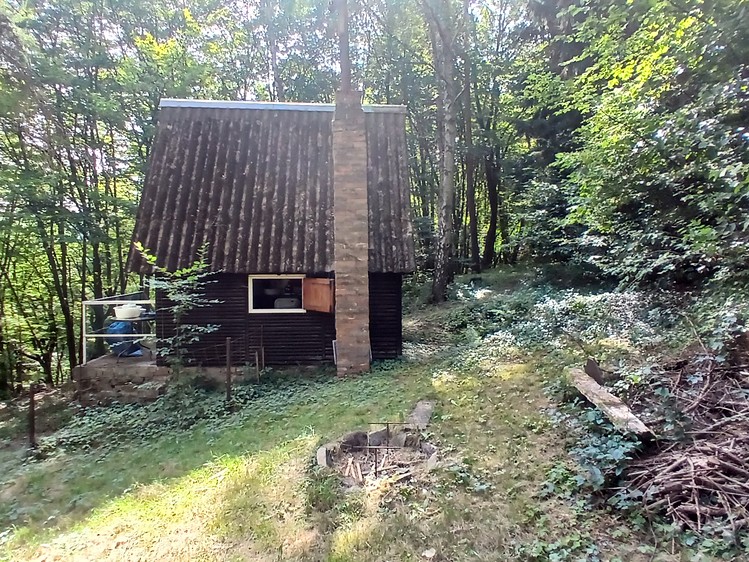 Prodej chaty 32 m², pozemek 1 244 m² - foto 4