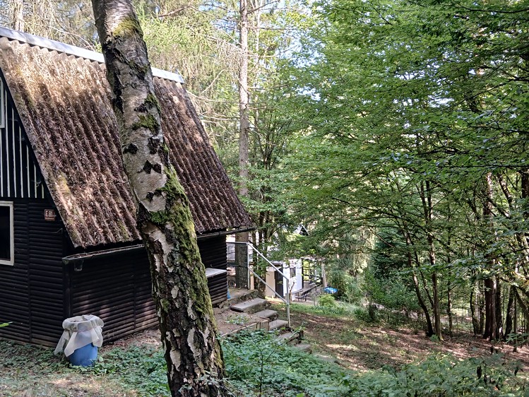 Prodej chaty 32 m², pozemek 1 244 m² - foto 2