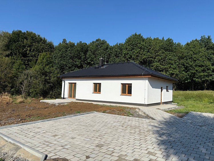 Prodej rodinného domu 86 m², pozemek 645 m² - foto 1