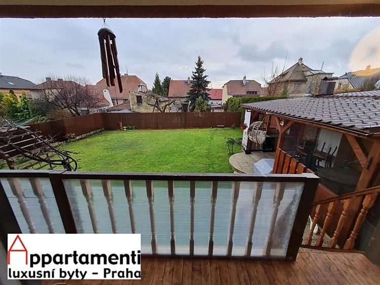Prodej rodinného domu 220 m², pozemek 546 m² - foto 4