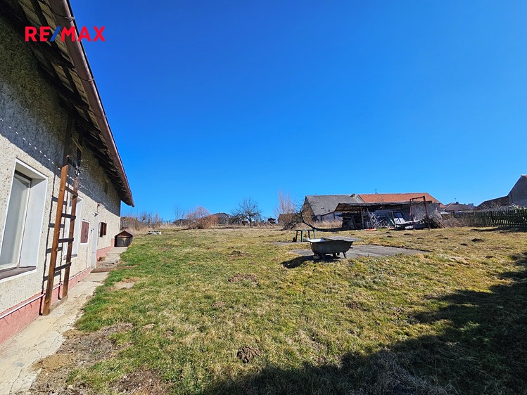 Prodej rodinného domu 141 m², pozemek 1 354 m² - foto 3