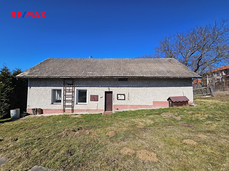 Prodej rodinného domu 141 m², pozemek 1 354 m² - foto 2