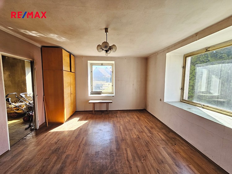 Prodej rodinného domu 141 m², pozemek 1 354 m² - foto 7