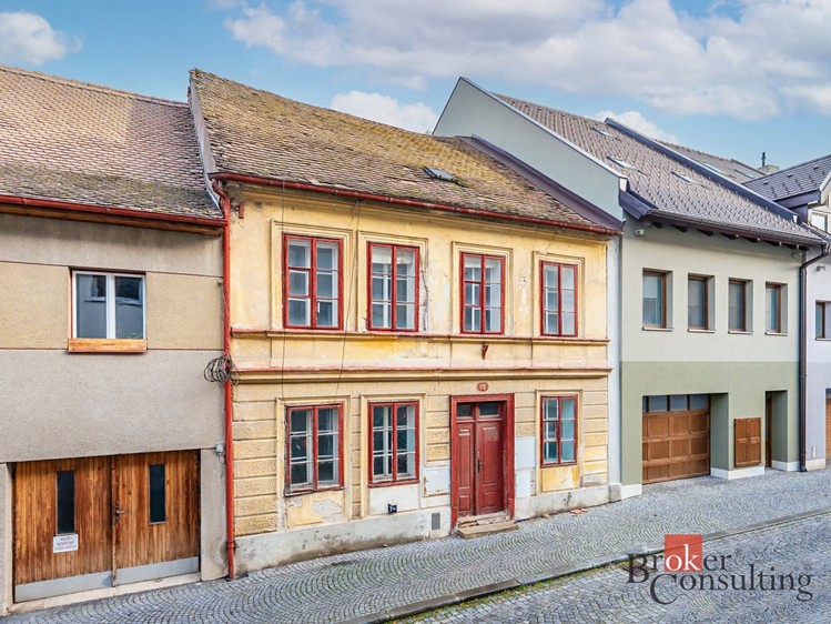 Prodej rodinného domu 152 m², pozemek 400 m² - foto 1