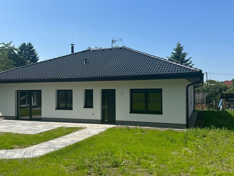 Prodej rodinného domu 160 m², pozemek 1 180 m² - foto 4