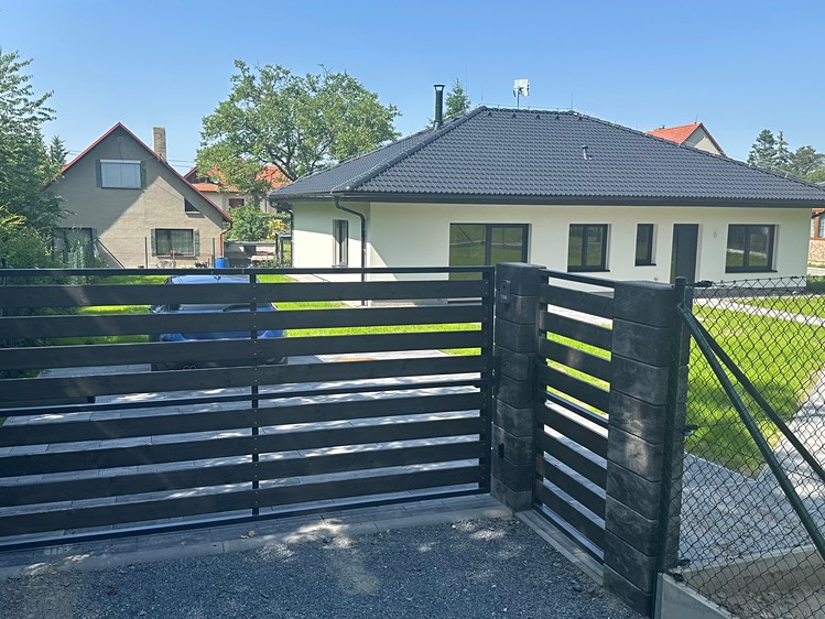 Prodej rodinného domu 160 m², pozemek 1 180 m² - foto 3