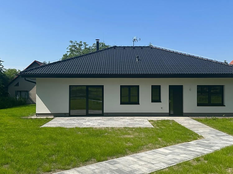 Prodej rodinného domu 160 m², pozemek 1 180 m² - foto 5
