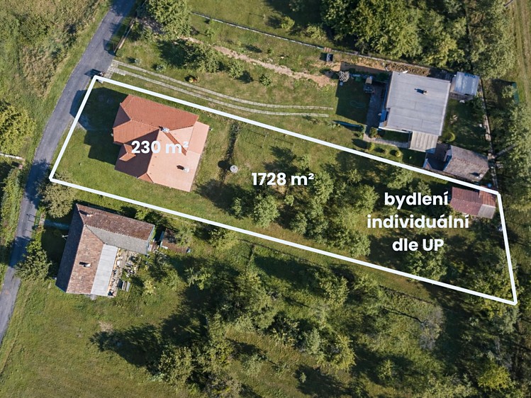 Prodej rodinného domu 230 m², pozemek 1 720 m² - foto 4