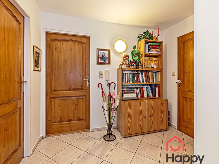 Prodej rodinného domu 180 m², pozemek 576 m² - foto 8